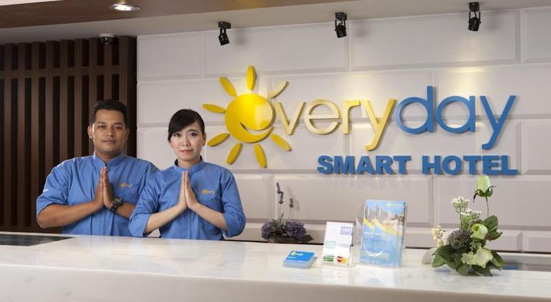 Everyday Smart Hotel - Маланг Екстериор снимка